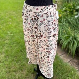 Maurices Flower print skirt size small
